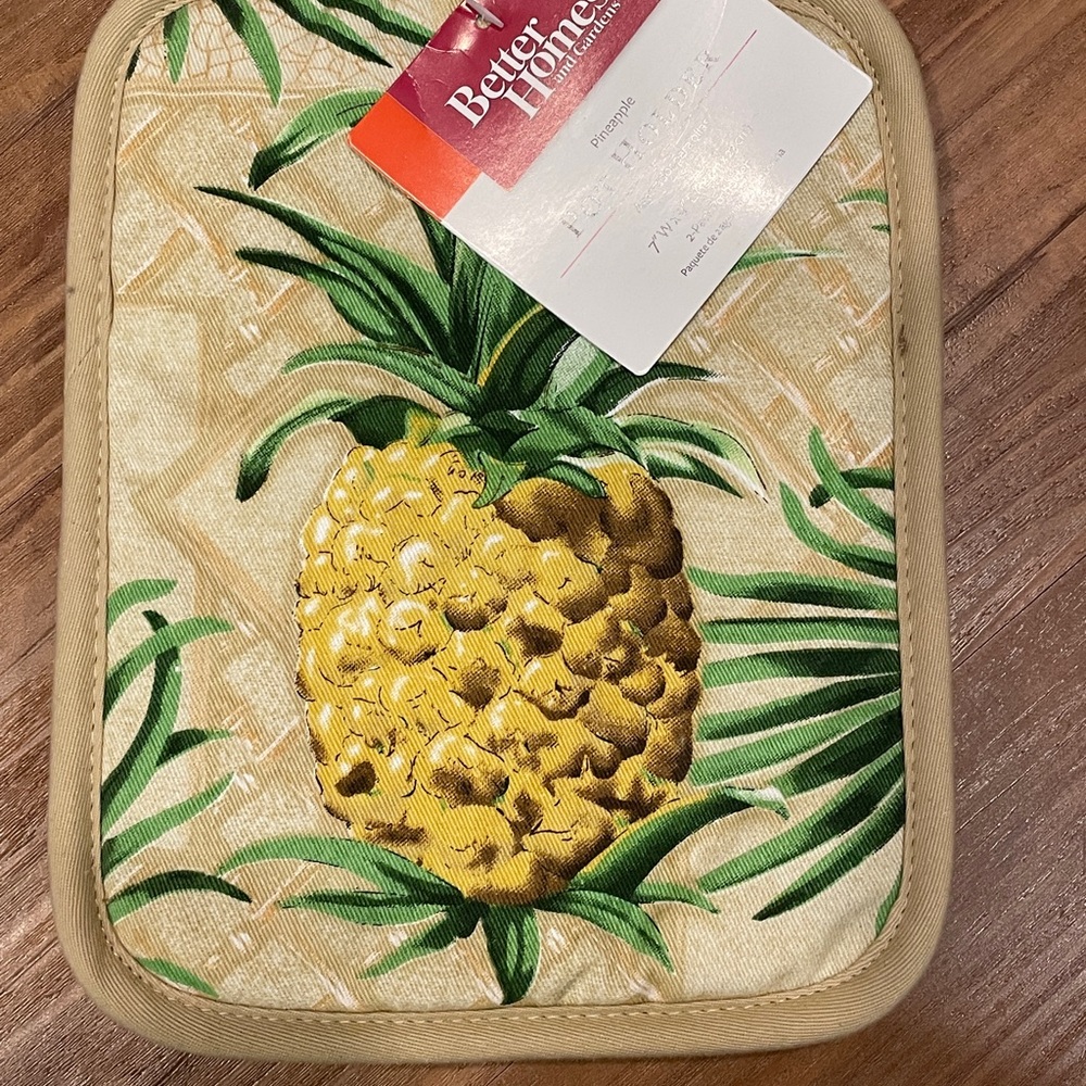 Better Homes And Gardens Pineapple Pot Holder Set - NWT Gold and Green - Picture 2 of 3